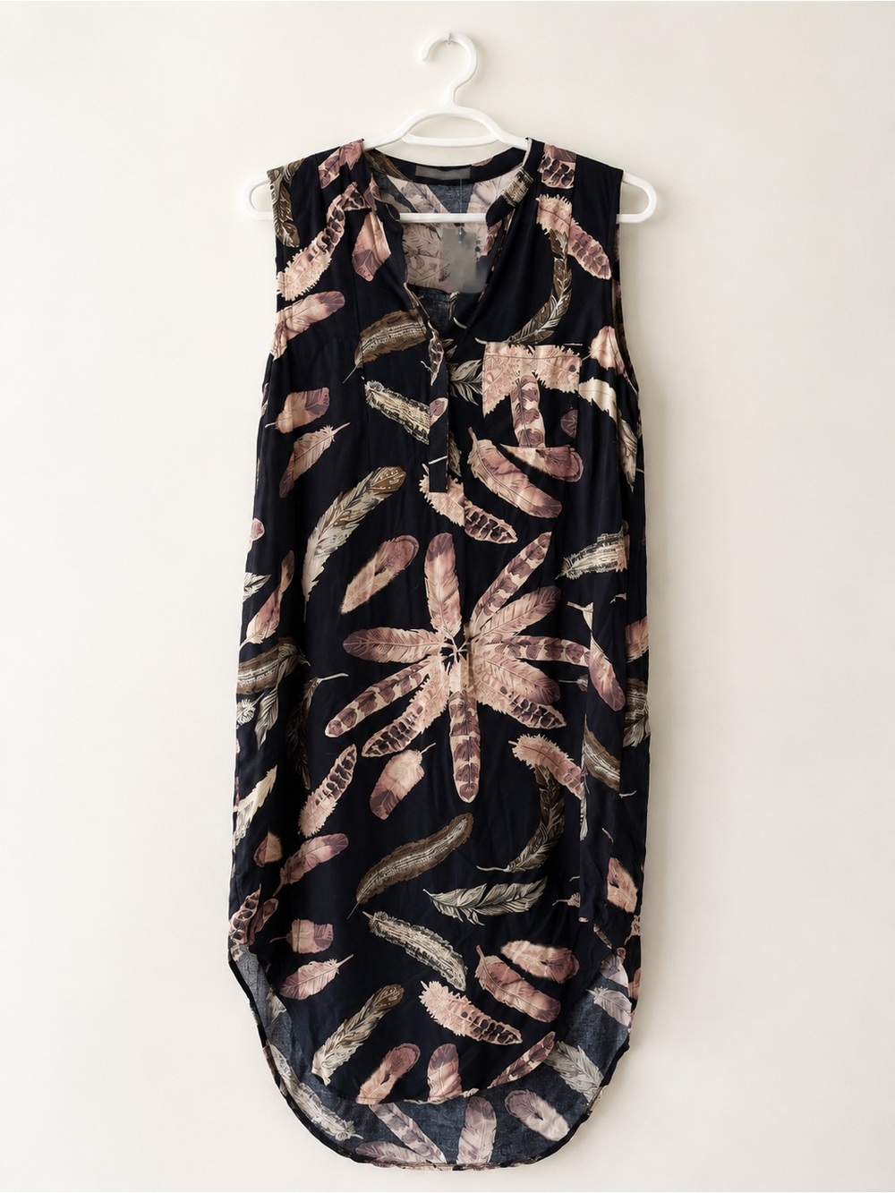 Suzy Shier Feather Print Sleeveless Tunic Dress | NWT | Size M